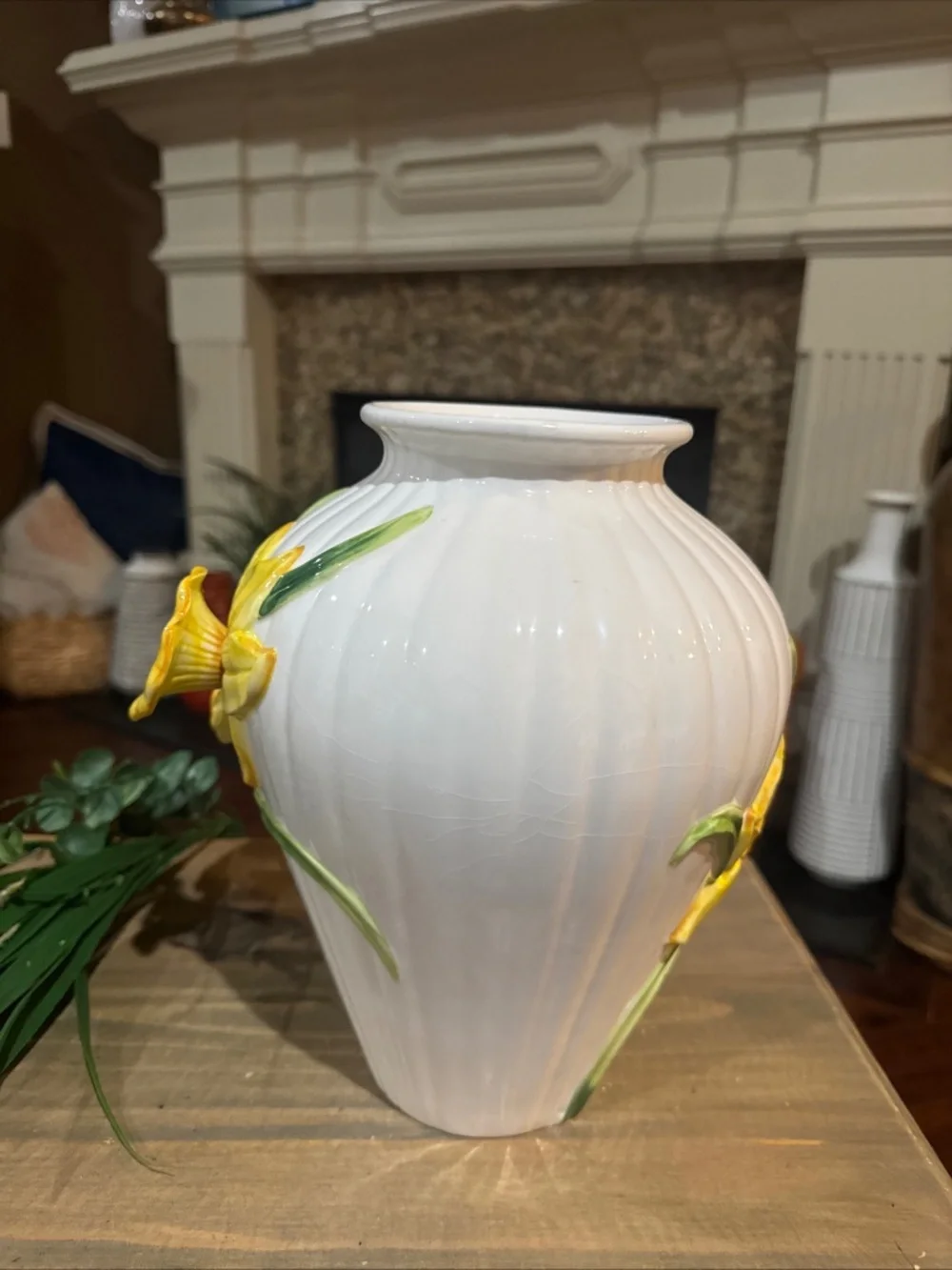 Rare Vintage Fitz & Floyd Daffodil 3D Embossed Flower Large 11